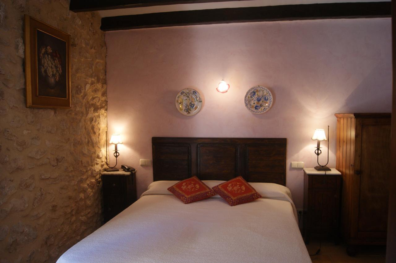 Hostal La Panavera El Perello  ภายนอก รูปภาพ